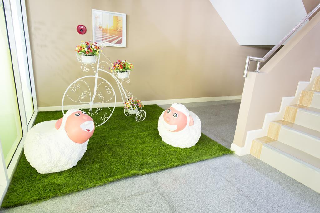 Hotel A18 Nonthaburi Zewnętrze zdjęcie